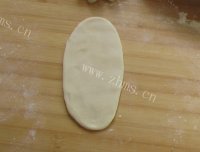 自制枣泥菊花酥做法图解10)