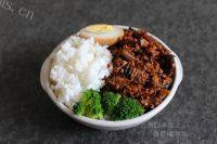 美味的香菇卤肉饭做法图解18)
