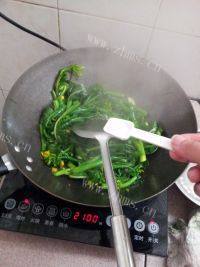 炒菜心做法图解5)