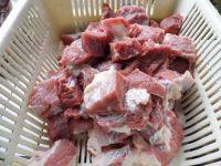 老四川牛肉米线做法图解1)