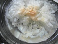 美味的银耳紫薯羹做法图解2)