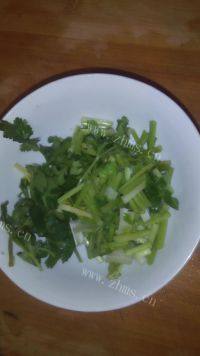家常菜酸菜炒肉丝做法图解5)
