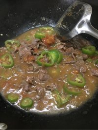 番茄青椒烩牛肉~营养健康做法图解7)