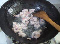 美味的豆角土豆焖面做法图解5)