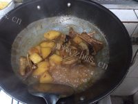美味的红烧羊排做法图解11)