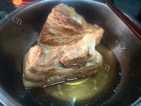 家常菜盐菜扣肉做法图解5)