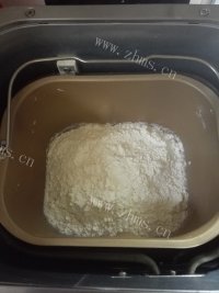 美味的热狗做法图解3)
