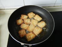 咸甜适中的糖醋豆腐做法图解3)