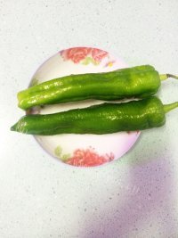 唇齿留香的青椒肉丝做法图解2)