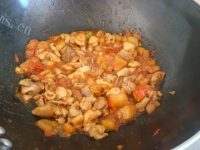 美味十足的茄汁鸡腿肉做法图解9)