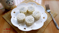 口感饱满的红豆冰皮月饼做法图解9)