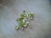 好吃的洋白菜炒饼做法图解4)