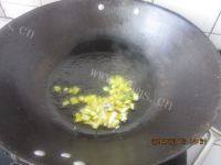 家有大厨之腊肠炒饭做法图解3)