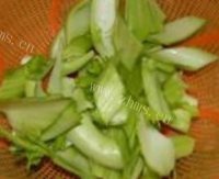 家常菜清炒芥菜做法图解2)