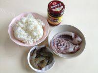 美味的海鲜炒饭做法图解1)
