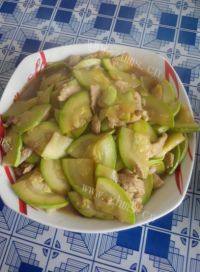 家常菜西葫芦炒肉片