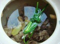 竹荪鸡汤做法图解4)