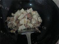 家常菜肉末烧豆腐做法图解6)