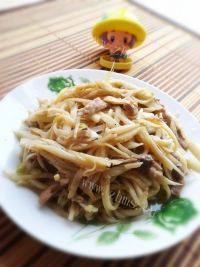 家常菜茭白炒肉丝
