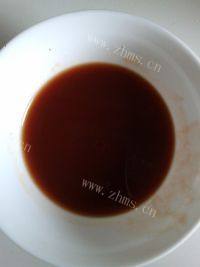 美味的茄汁虎皮鹌鹑蛋做法图解4)