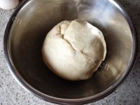 自制椰蓉餐包做法图解3)
