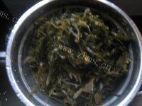 口感丰富的蒜蓉海带做法图解1)