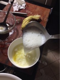 美味的姜汁奶做法图解5)