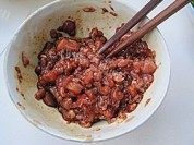 美味的芹菜牛肉炒饭做法图解2)