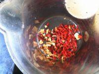 健康美食之红枣枸杞茶的做法图解三