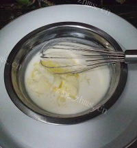 唇齿留香的轻乳酪蛋糕做法图解5)