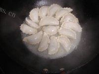 在家做的冰花煎饺做法图解15)