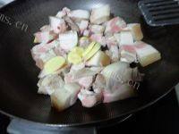 砂锅红烧肉做法图解2)