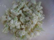 火腿炒菜花做法图解1)