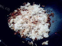 肉末炒饭做法图解7)