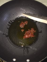 独特的回锅肉做法图解5)