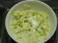 颜值高的笑脸土豆饼做法图解3)
