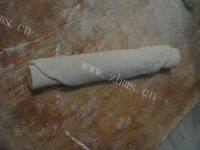 一绝的葱花卷做法图解5)