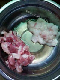 家常菜瘦肉炒青瓜做法图解3)