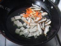 家常菜香菇豆腐汤做法图解4)