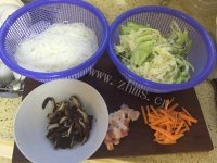 美味的炒粉干做法图解1)
