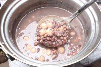 懒人版红豆薏米煮年糕的做法图解六