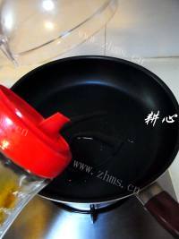 虾酱肉片炒冬瓜做法图解5)