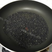 自制芝麻花生糖做法图解4)