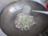 榨菜炒肉丝（家常菜）做法图解4)