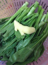 家常菜盐水菜心做法图解2)