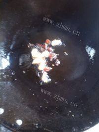 家常菜炝炒圆白菜做法图解4)