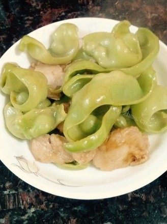 可口的荷兰豆炒肉片