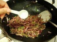 家常菜洋葱炒肉丝