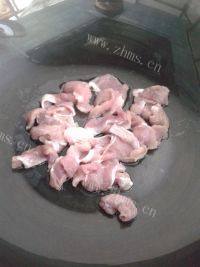一个人的土豆炒肉片做法图解4)