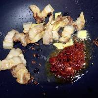 有特色的四川回锅肉做法图解4)